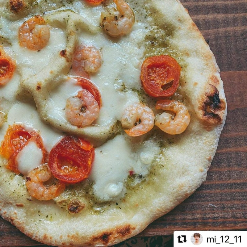 小エビとチェリートマトのジェノベーゼピッツァ@mi_12_11